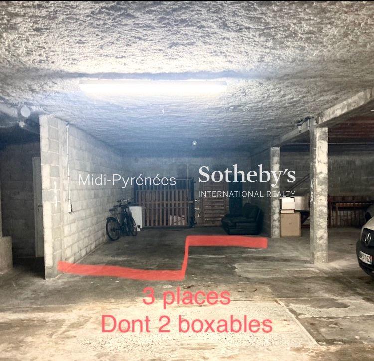 Appartement - 218 m² - 6 pièces