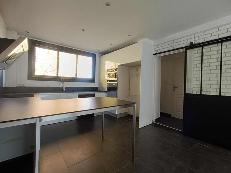 Appartement - 95 m² - 4 pièces