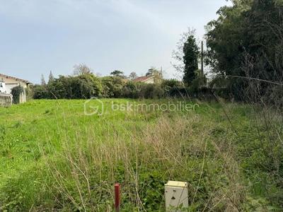 Terrain constructible - 402 m²