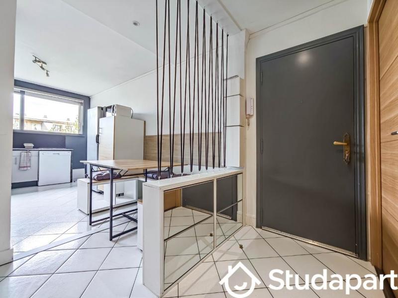 Chambre - 13 m² - 1 pièce