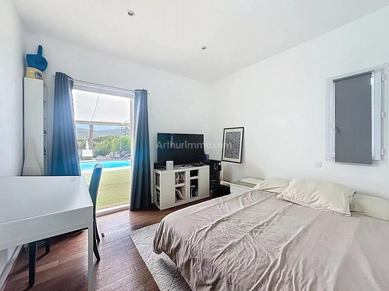 Maison - 165 m² - 5 pièces