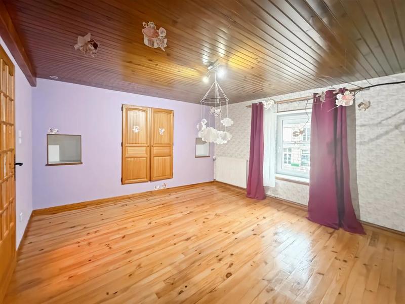 Maison - 206 m² - 7 pièces