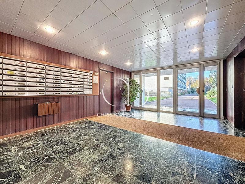 Appartement - 86 m² - 4 pièces