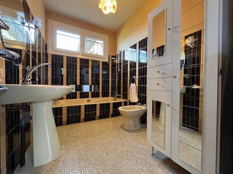 Maison - 157 m² - 8 pièces