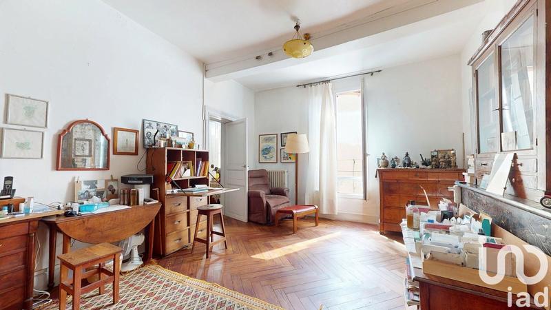 Maison - 328 m² - 10 pièces