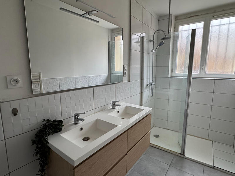 Appartement - 80 m² - 4 pièces