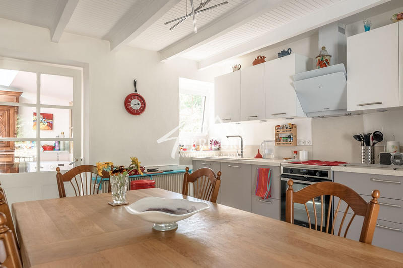 Maison - 96 m² - 5 pièces