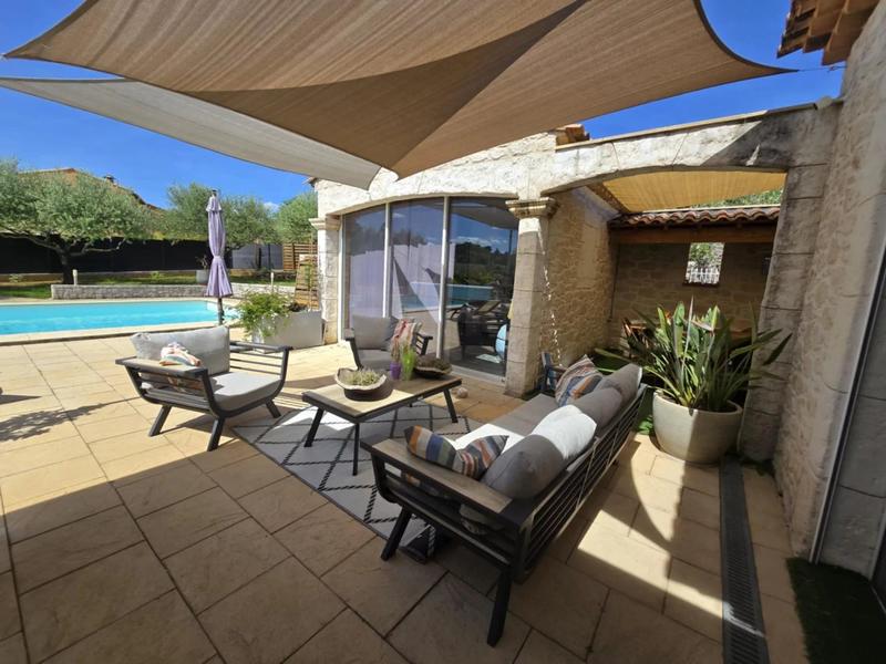 Maison - 163 m² - 5 pièces