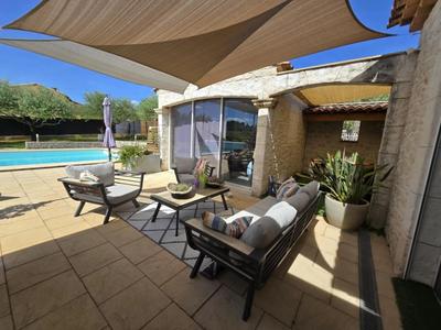 Maison - 163 m² - 5 pièces