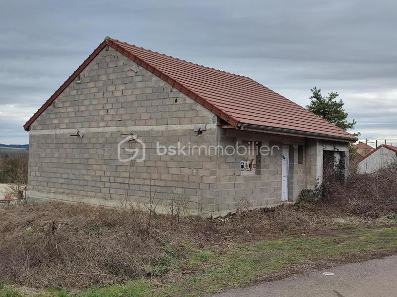 Maison - 160 m² - 1 pièce