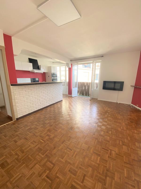 Appartement - 67 m² - 3 pièces