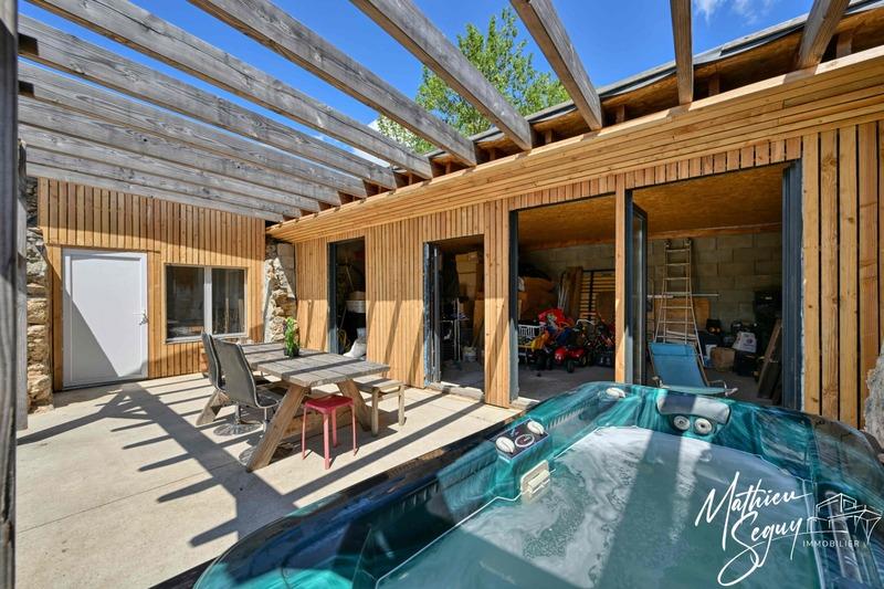 Maison - 193 m² - 7 pièces