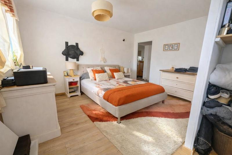 Villa - 200 m² - 5 pièces