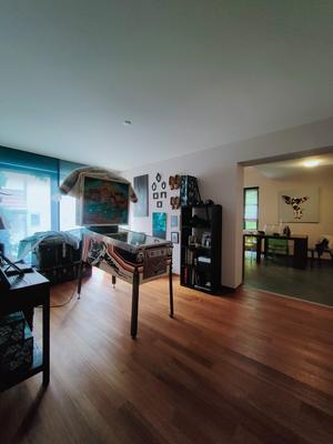 Maison traditionnelle - 199 m² - 7 pièces