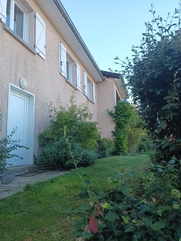 Maison chambre d'hôtes - 200 m² - 8 pièces