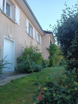 Maison chambre d'hôtes - 200 m² - 8 pièces