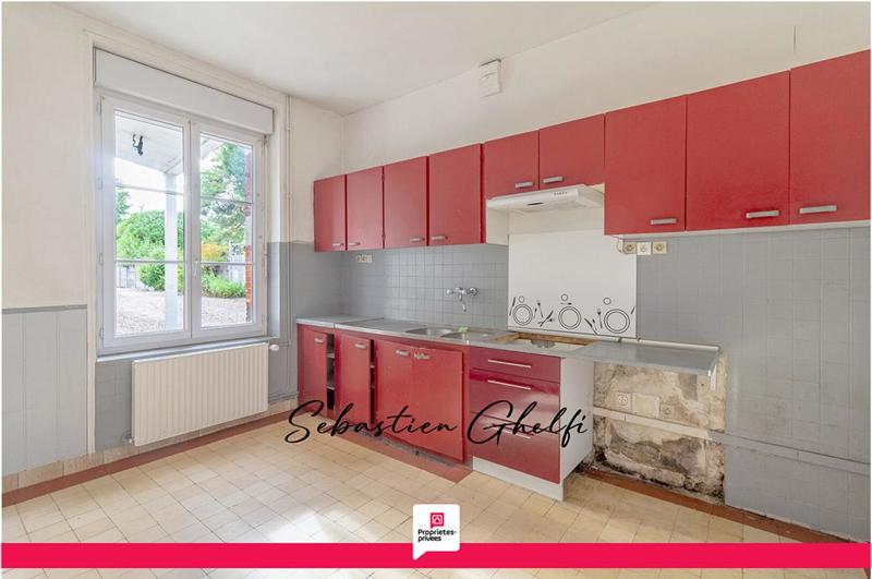 Maison - 572 m² - 7 pièces