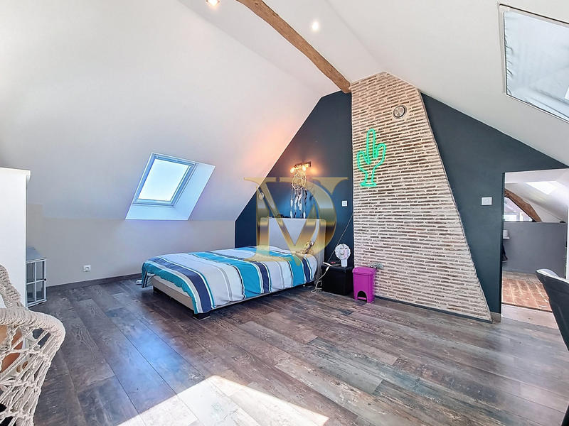 Maison - 140 m² - 5 pièces