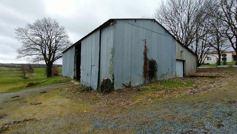 Maison - 137 m² - 7 pièces