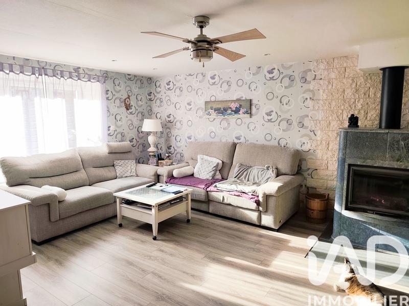 Maison - 230 m² - 6 pièces