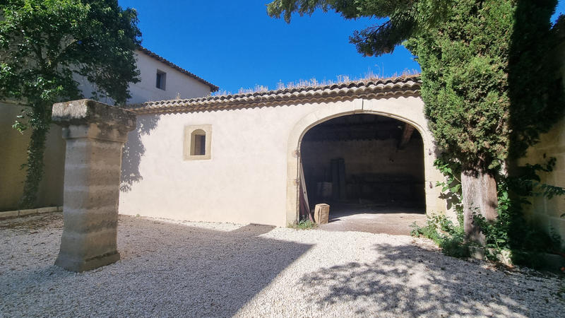 Parking / Garage - 140 m²