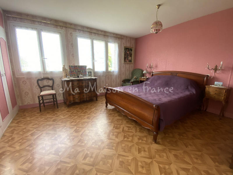 Maison - 81 m² - 5 pièces