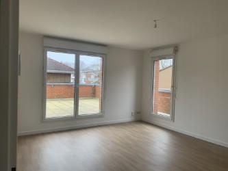 Appartement ancien - 80 m² - 3 pièces