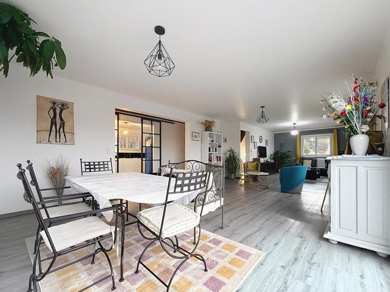 Maison - 172 m² - 6 pièces