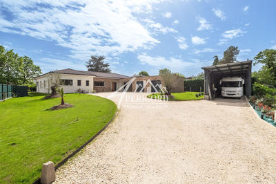 Maison contemporaine - 162 m² - 7 pièces