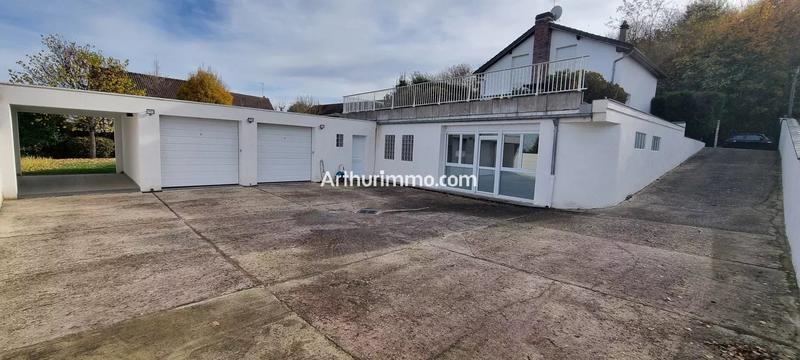 Maison - 210 m² - 7 pièces