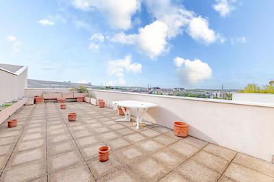 Duplex - 97 m² - 5 pièces