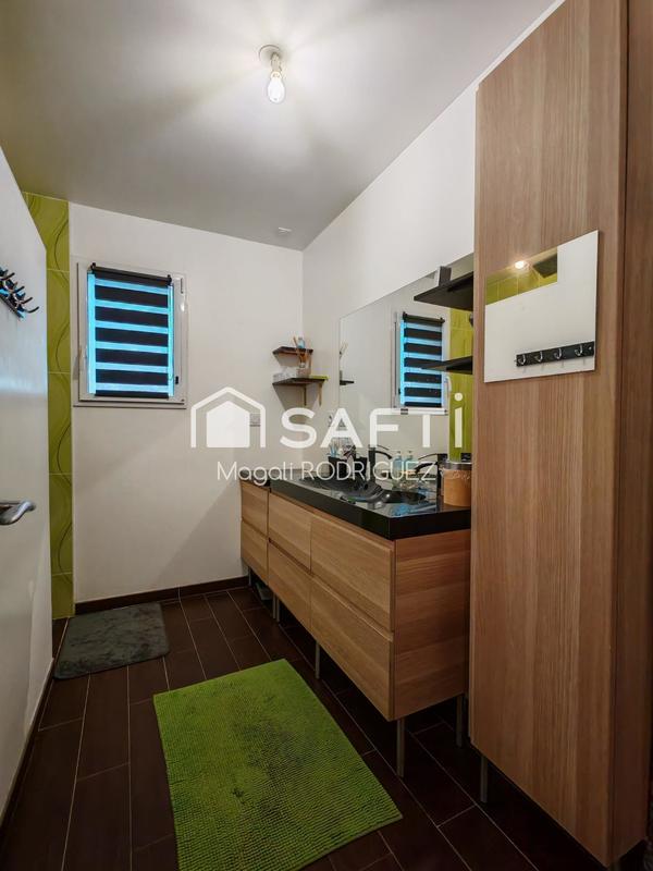 Maison - 188 m² - 8 pièces