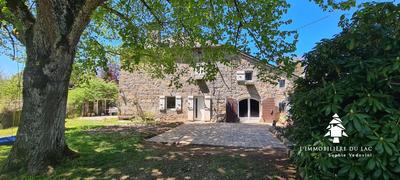 Maison en pierre - 170 m² - 6 pièces