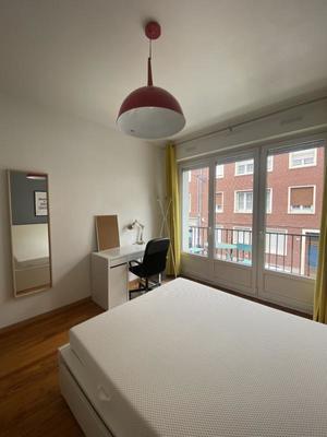 Chambre - 13 m² - 1 pièce