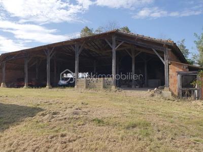 Propriété - 335 m² - 8 pièces