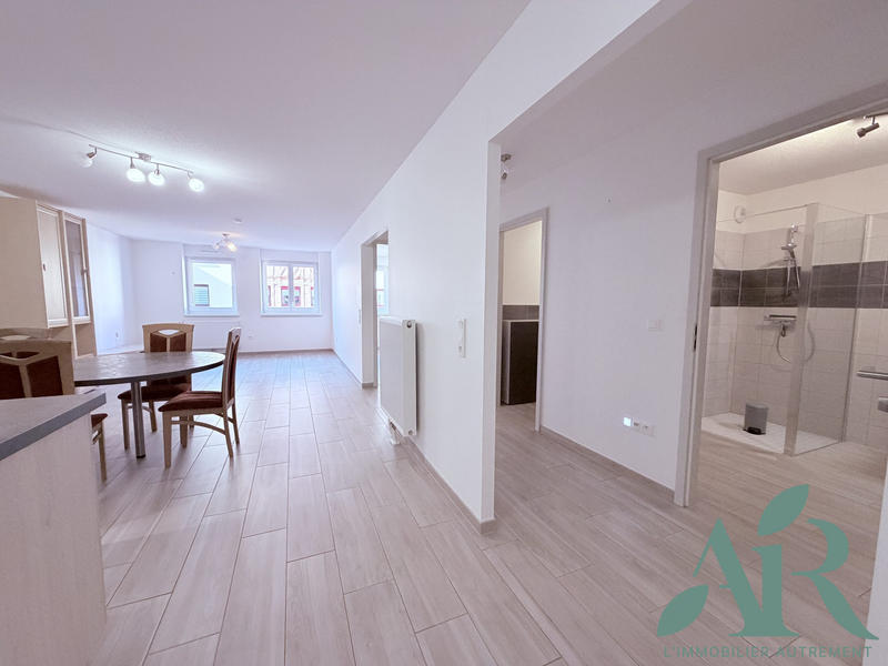 Appartement - 70 m² - 2 pièces