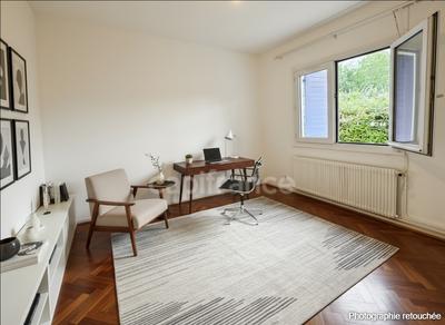 Local commercial - 106 m² - 5 pièces