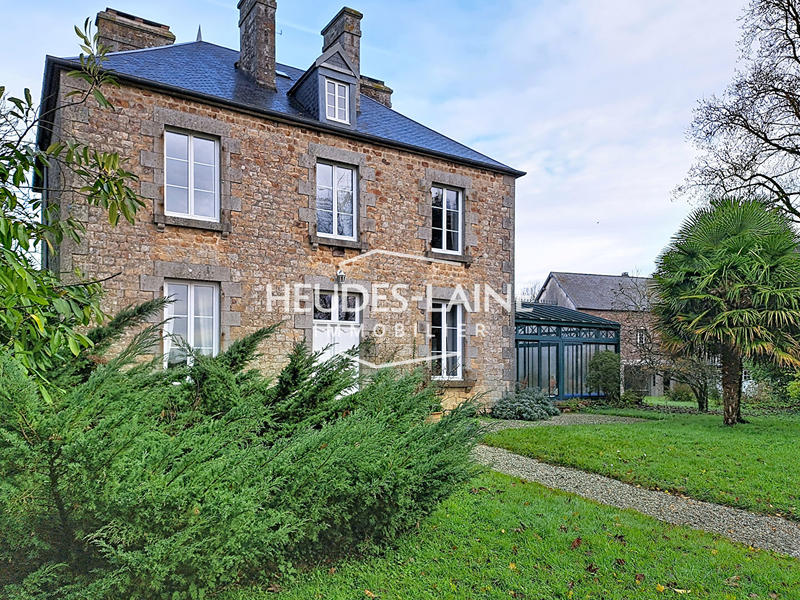 Maison - 190 m² - 8 pièces