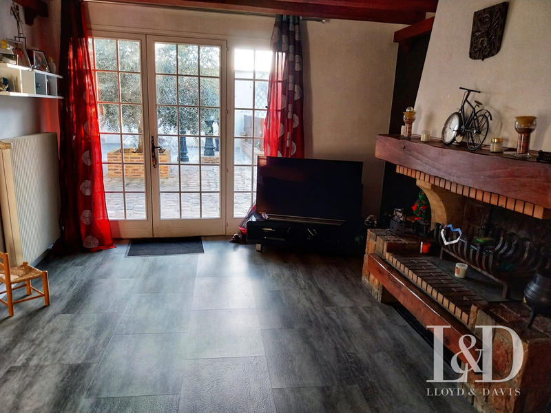 Maison - 540 m² - 14 pièces