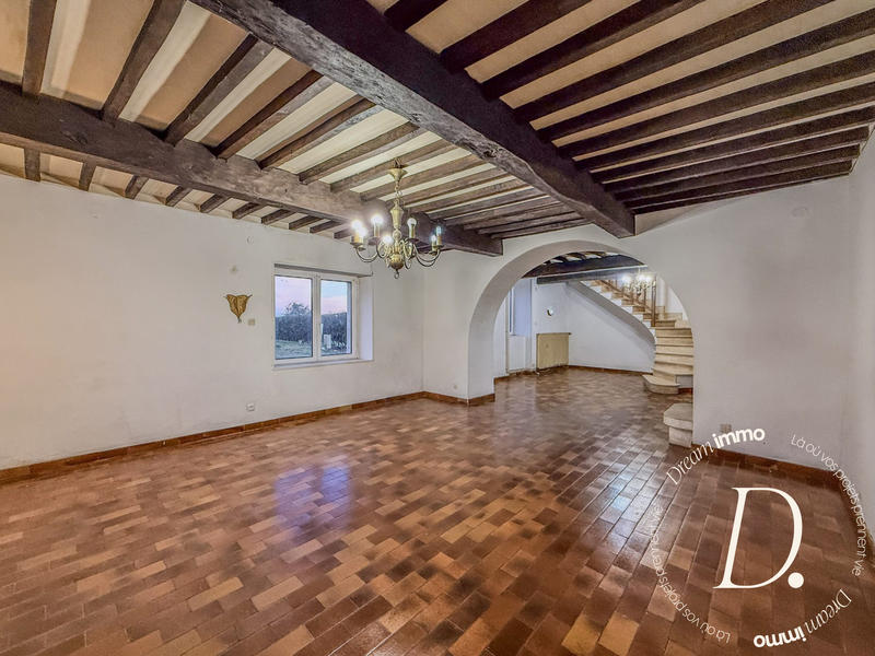 Maison - 230 m² - 7 pièces