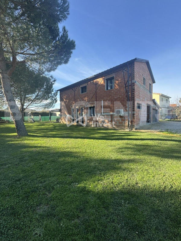 Maison - 137 m² - 5 pièces