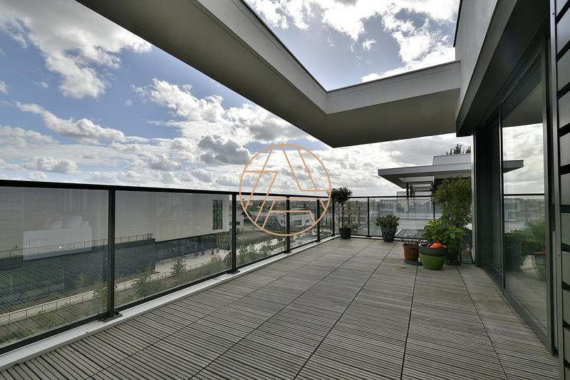 Duplex - 134 m² - 5 pièces