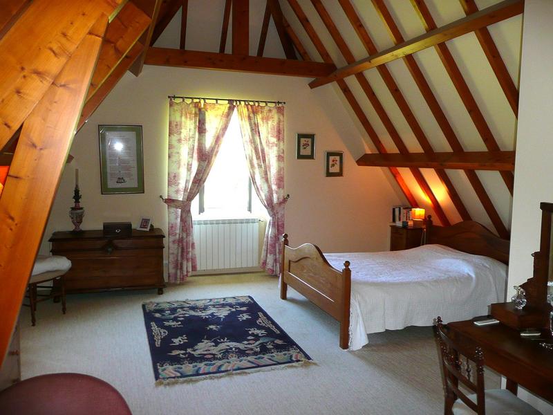 Maison - 833 m² - 32 pièces