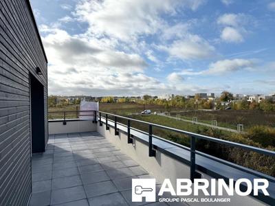 Appartement - 102 m² - 5 pièces