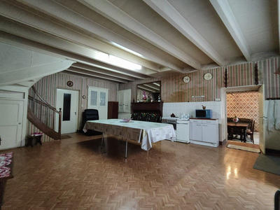 Maison en pierre - 115 m² - 4 pièces