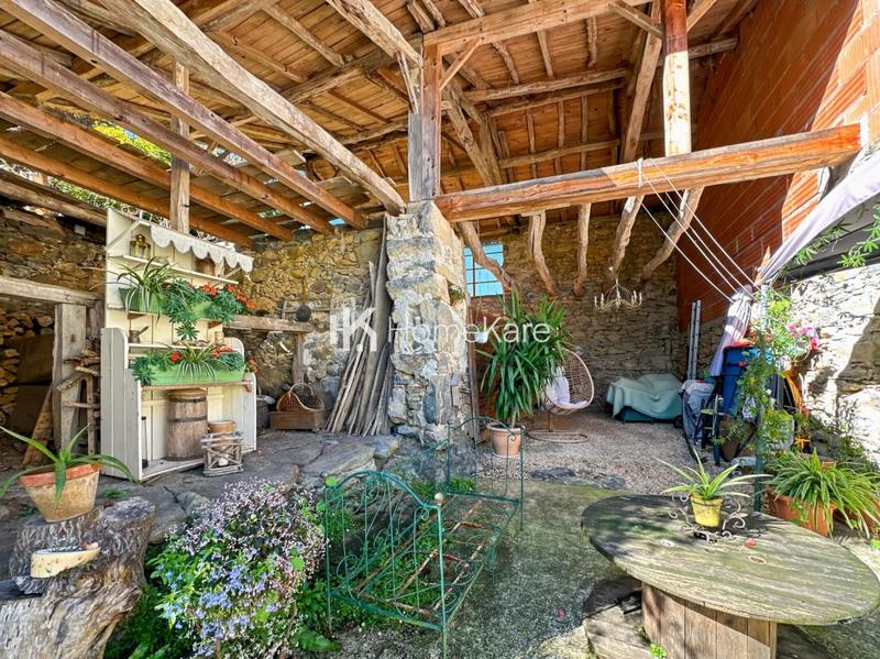 Maison - 300 m² - 9 pièces