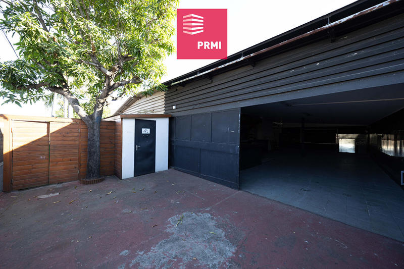 Maison - 250 m² - 1 pièce