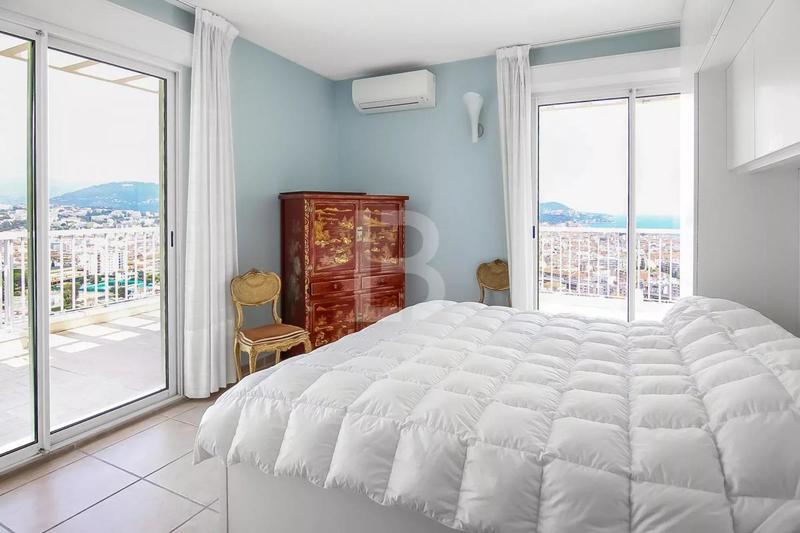 Appartement - 85 m² - 3 pièces