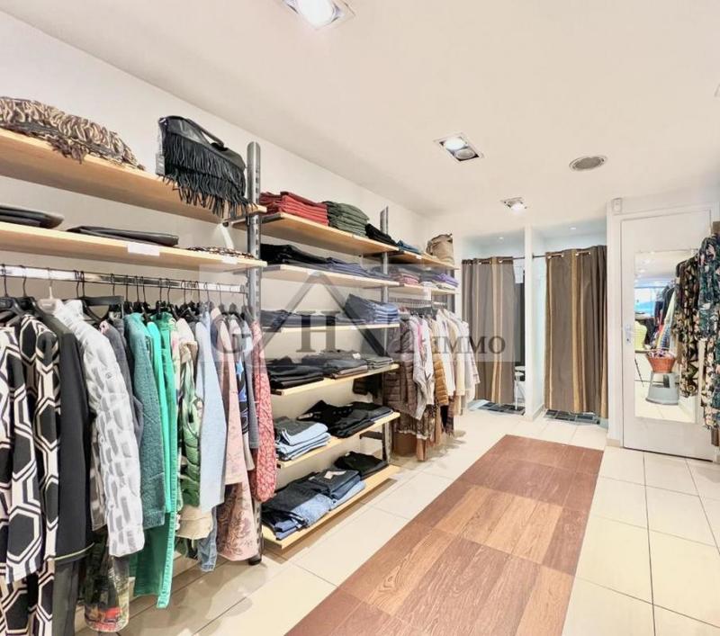 Local commercial - 90 m²