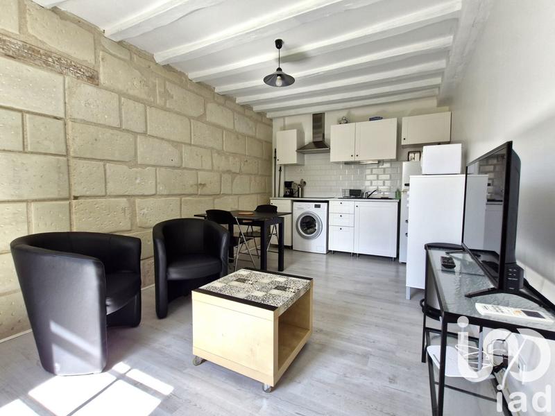 Maison - 275 m² - 11 pièces